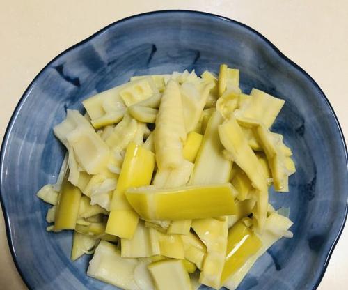 咸菜炒鲜笋怎么做？步骤和技巧有哪些？