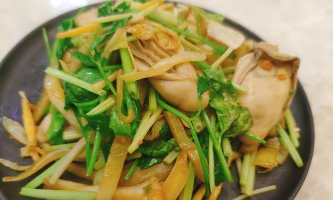 咸菜炒青口淡菜怎么做？步骤和技巧是什么？