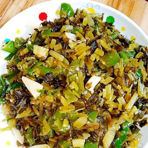 咸菜炒粉肠怎么做？步骤详解和常见问题解答？