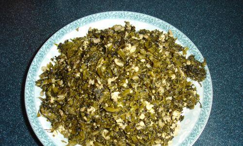 咸菜炒板筋怎么做？步骤和技巧有哪些？