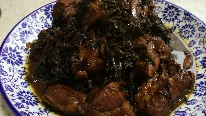 咸菜煲排骨怎么做才好吃？步骤和技巧是什么？