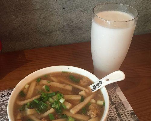 鲜榨椰汁怎么做？步骤和技巧有哪些？
