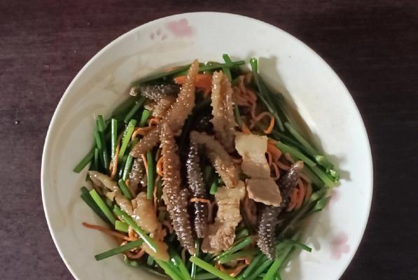 鲜鱿炒韭苔怎么做？步骤和技巧有哪些？