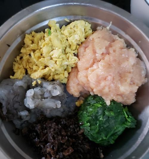 鲜香饺子馅怎么做？有哪些简单易学的步骤？