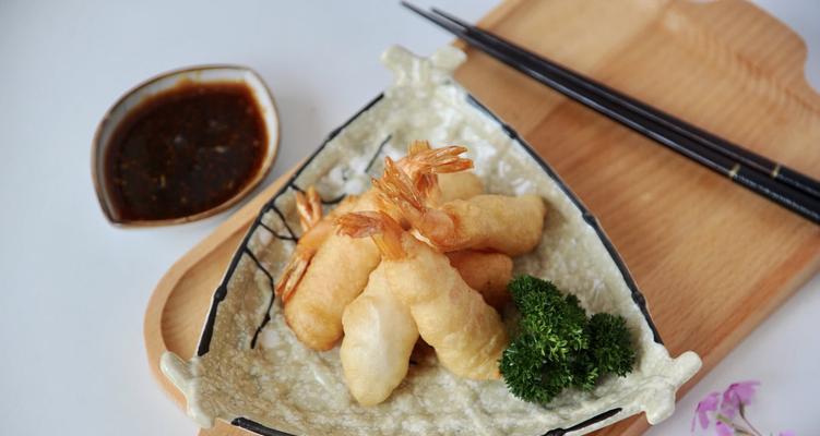 鲜虾天妇罗拉面怎么做？详细步骤和技巧是什么？