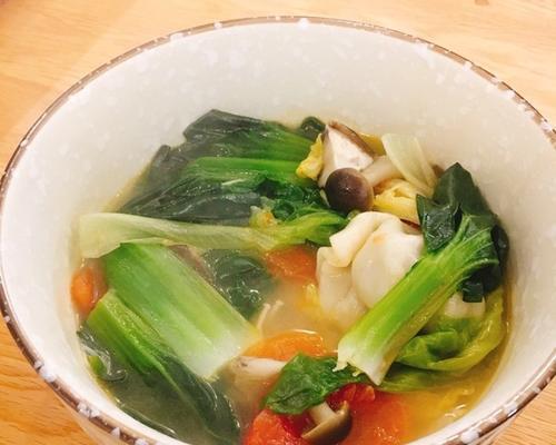 鲜虾素菜汤怎么做？有哪些步骤和技巧？