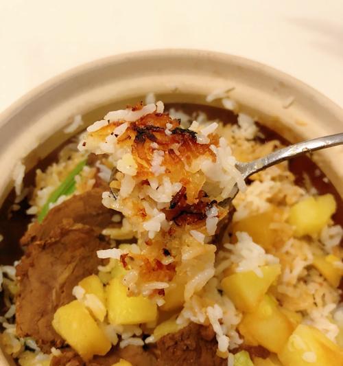 土豆萝卜焖饭怎么做？步骤和技巧有哪些？