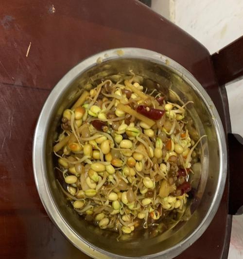 自发豆芽的做法是什么？如何确保豆芽新鲜且无添加？