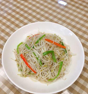 自发豆芽的做法是什么？如何确保豆芽新鲜且无添加？
