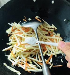 清炒白萝卜怎么做？步骤和技巧有哪些？