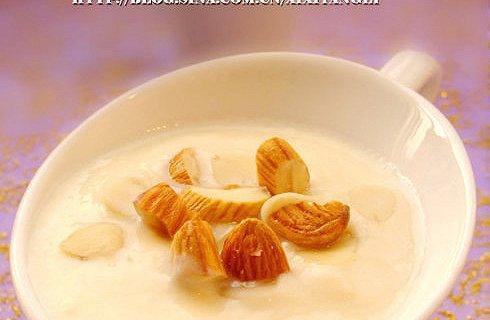 热杏仁豆腐怎么做？详细步骤和常见问题解答？