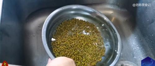 冰镇凉爽绿豆汤的做法？如何在家轻松制作？