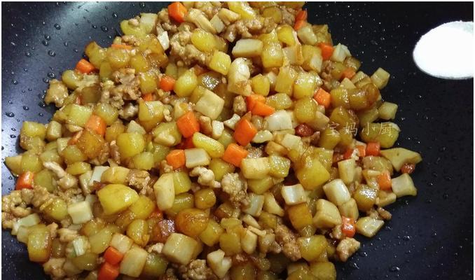 蔬菜肉丁炒饭怎么做？步骤详解和常见问题解答？