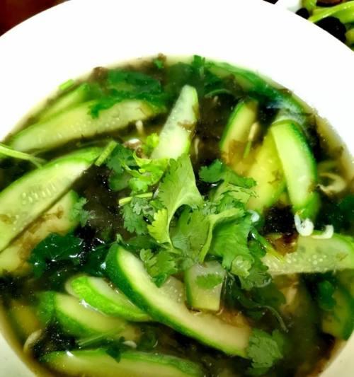 清香紫菜汤怎么做？有哪些步骤和技巧？