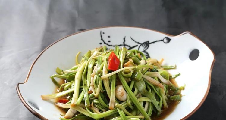 常州特色菜凉拌水芹怎么做？步骤和技巧是什么？