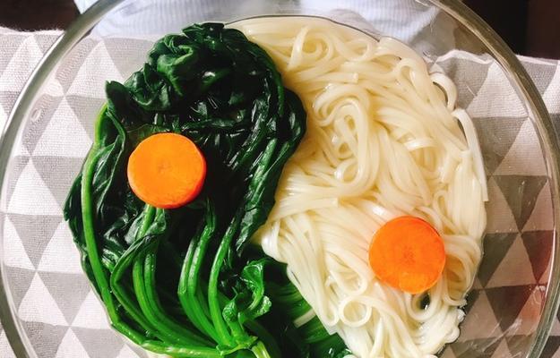 菠菜蝴蝶结面怎么做？步骤和技巧有哪些？