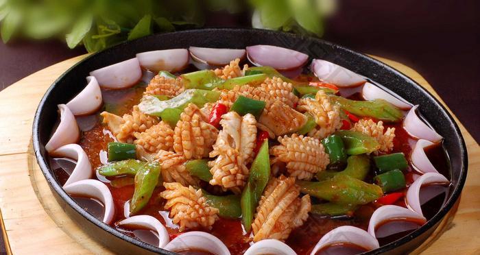 紫菜酱爆尤鱼怎么做？步骤和技巧有哪些？