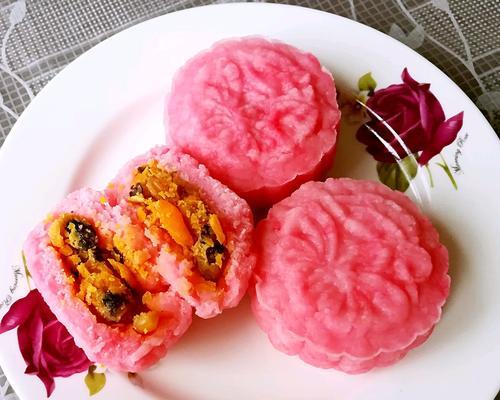 草莓紫薯团子怎么做？有哪些步骤和技巧？