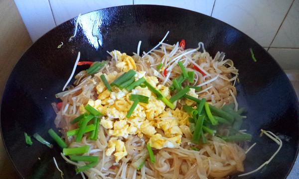 肉末芽菜炒河粉怎么做？步骤详解和常见问题解答？