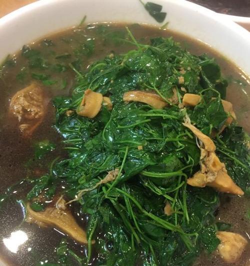 上汤金花菜怎么做？步骤和技巧有哪些？