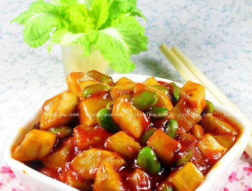 三色杏鲍菇丁怎么做？有哪些步骤和技巧？