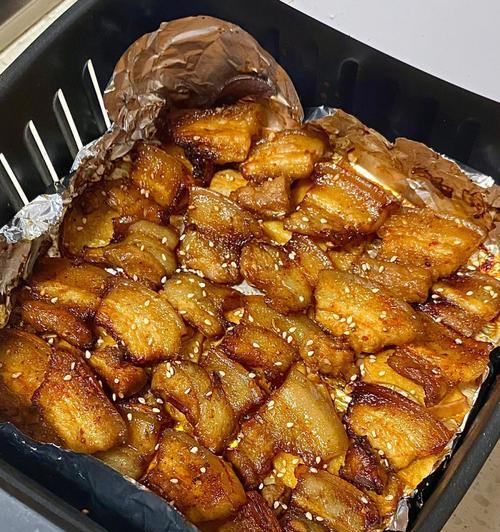 烧烤五花肉怎么做才好吃？有哪些步骤和技巧？