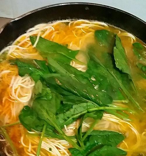 蔬菜面条汤怎么做？有哪些健康营养的制作方法？
