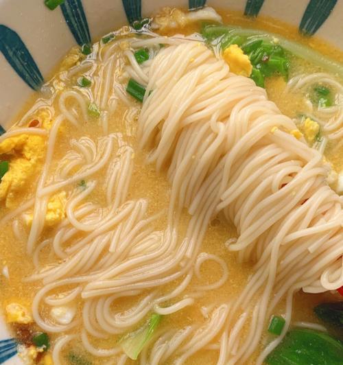 蔬菜面条汤怎么做？有哪些健康营养的制作方法？