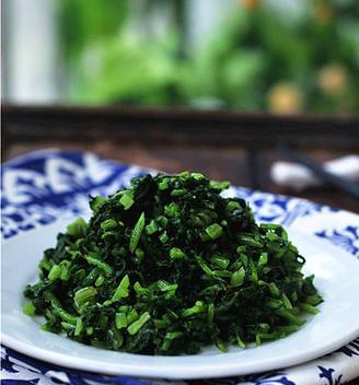 清炒萝卜菜怎么做？简单步骤和技巧是什么？