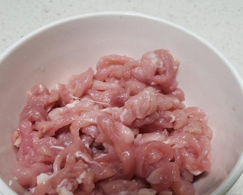 肉丝梅豆的做法是什么？如何快速掌握这道家常菜？