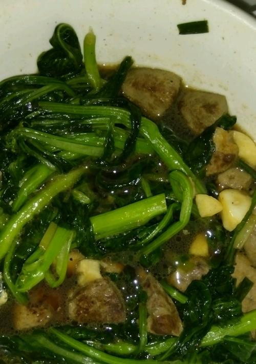 猪肝生菜粥怎么做？有哪些营养功效？