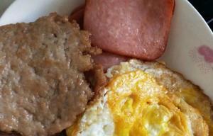 如何在家制作美味的肉片汉堡？步骤详解及常见问题解答？
