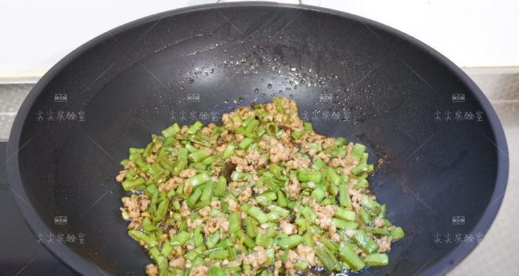 肉沫四季豆怎么做？这道家常菜的详细步骤是什么？