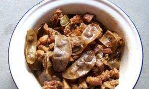 扁豆木耳烧肉怎么做？步骤和技巧有哪些？