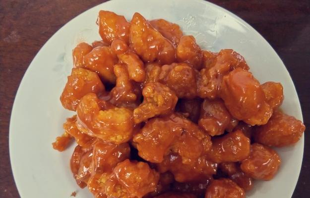 香蒜鸡米花的做法是什么？如何在家轻松制作？