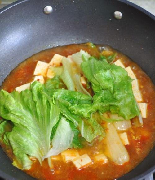 石头蟹蒸豆花怎么做？步骤和技巧是什么？