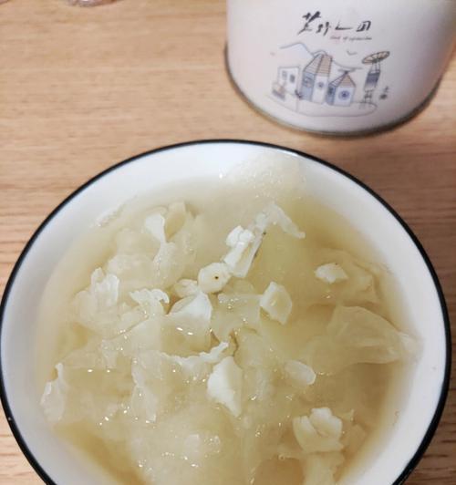 冰糖梨子羹怎么做？有哪些步骤和技巧？