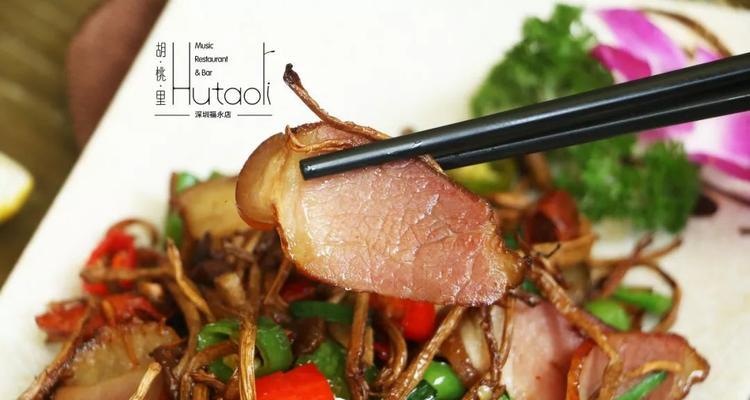 茶树菇炒仔鸡的做法是什么？为什么这道菜这么受欢迎？