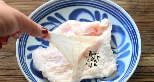 自制白嫩喷香猪油，美食达人必备（简单易学的制作方法）