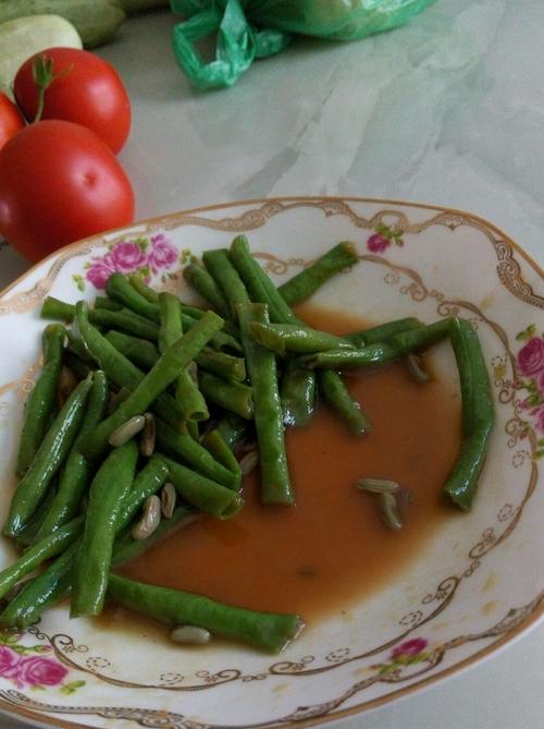 清炒长豆角，营养美味的家常菜（健康易做）
