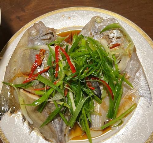 爆炒小海鱼怎么做？步骤和技巧有哪些？