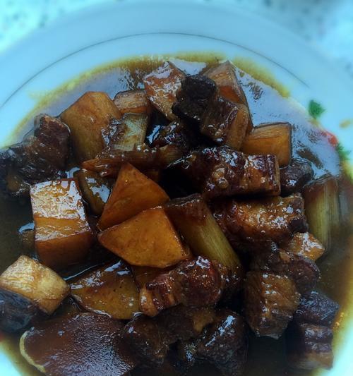 土豆片烧肉怎么做？步骤和技巧有哪些？