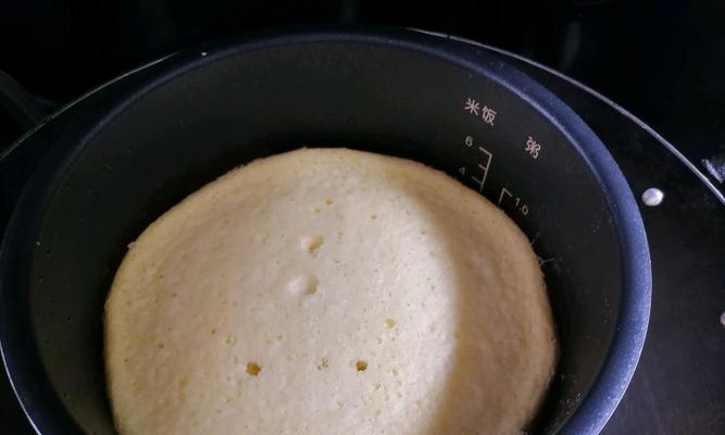 蒸鸡蛋糕微波炉怎么做？步骤和技巧是什么？