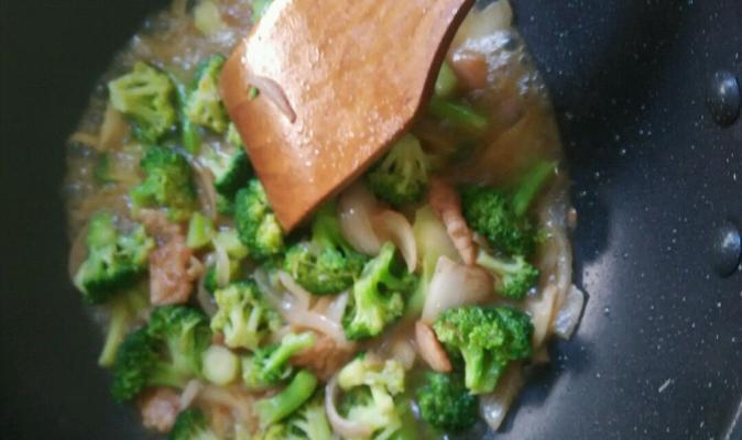 瘦肉西兰花怎么做？有哪些简单易学的烹饪技巧？