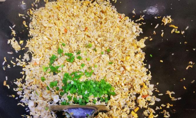 什锦海苔炒饭的做法是什么？如何在家轻松制作？