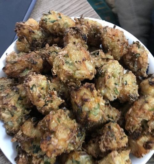 美味又健康的炸素丸子，让你爱不释口（素丸子做法大揭秘）