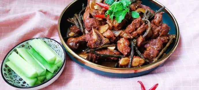紫豆角炒鸡块怎么做？步骤和技巧有哪些？