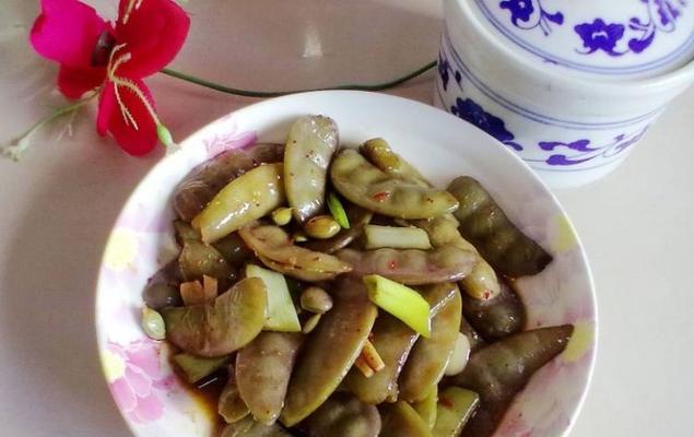 美味炒扁豆的独门做法（学会这个方法）