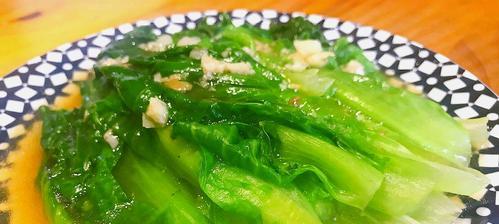 肉未豆腐黑木耳生菜汤怎么做？有哪些健康益处？