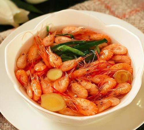 盐水基围虾的制作方法（教你如何制作美味可口的盐水基围虾）